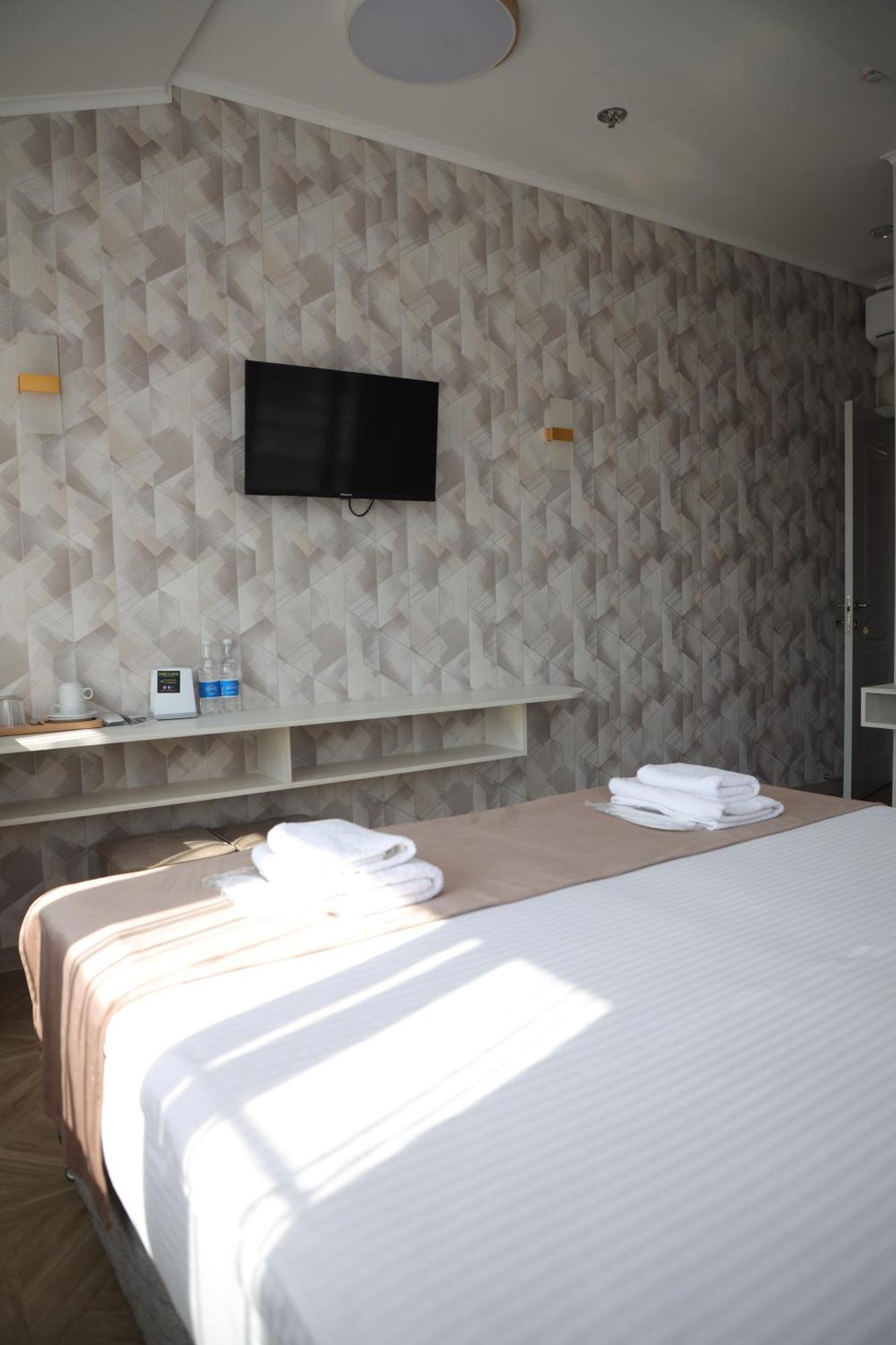Chief Hotel Гюмри Экстерьер фото